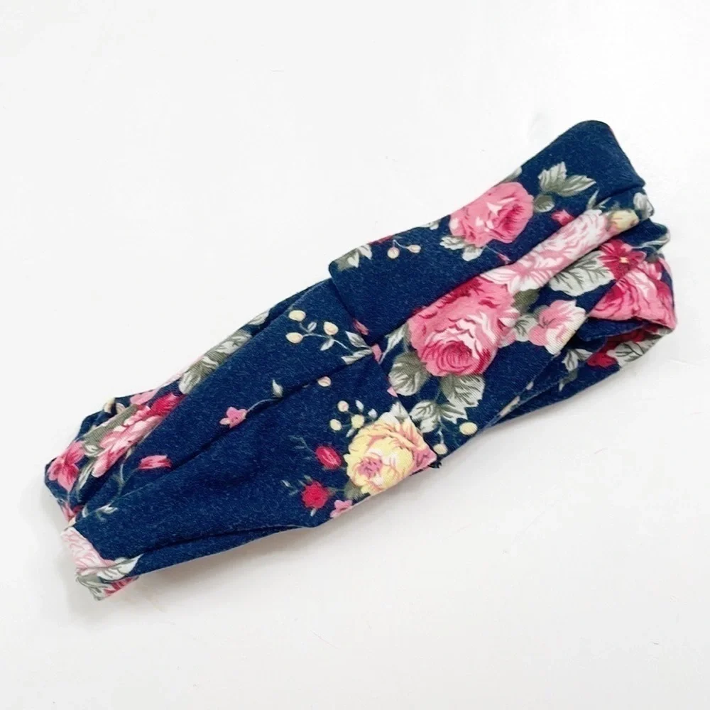 Floral knotted headband